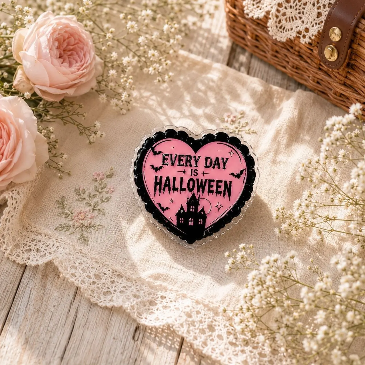 Pink Gothic Heart Phone Grip, Spooky House Phone Holder, Cute Bat Phone Stand, Gothic Aesthetic Accessory