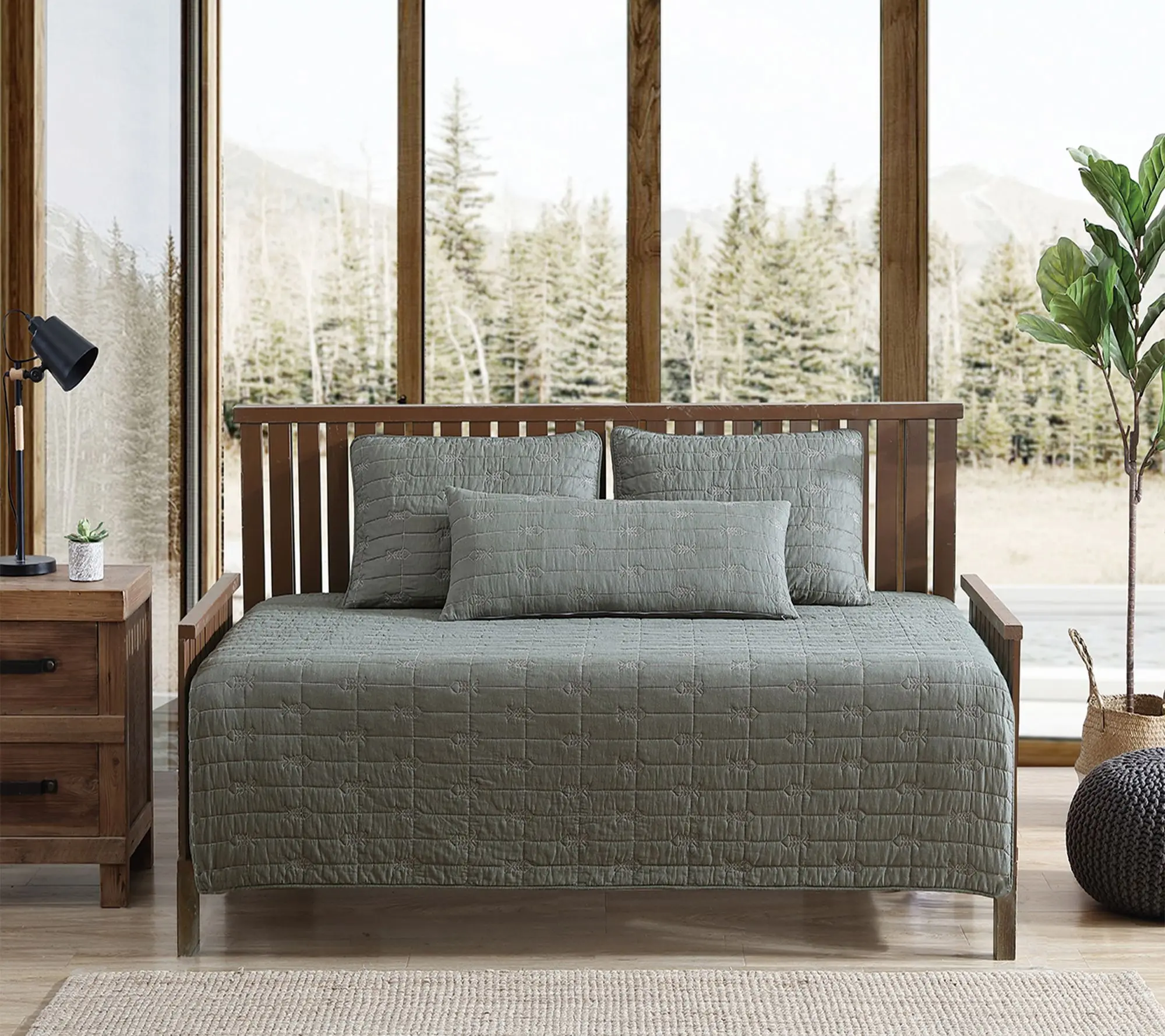 Eddie Bauer Troutdale Green Cotton 39x75 Daybed Quilt Set