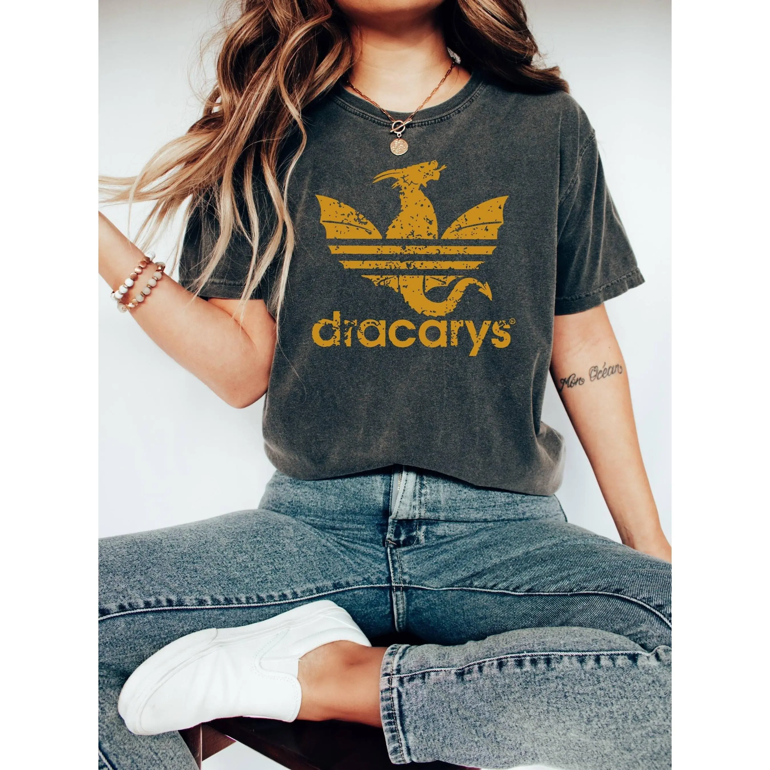Dracarys T-shirt, Dragon Shirt, Tv Series Shirt, Graphic T-shirt, Dragon Sweatshirt, Mother Of Dragons, Auntie Gift Shirt, Gift For Her