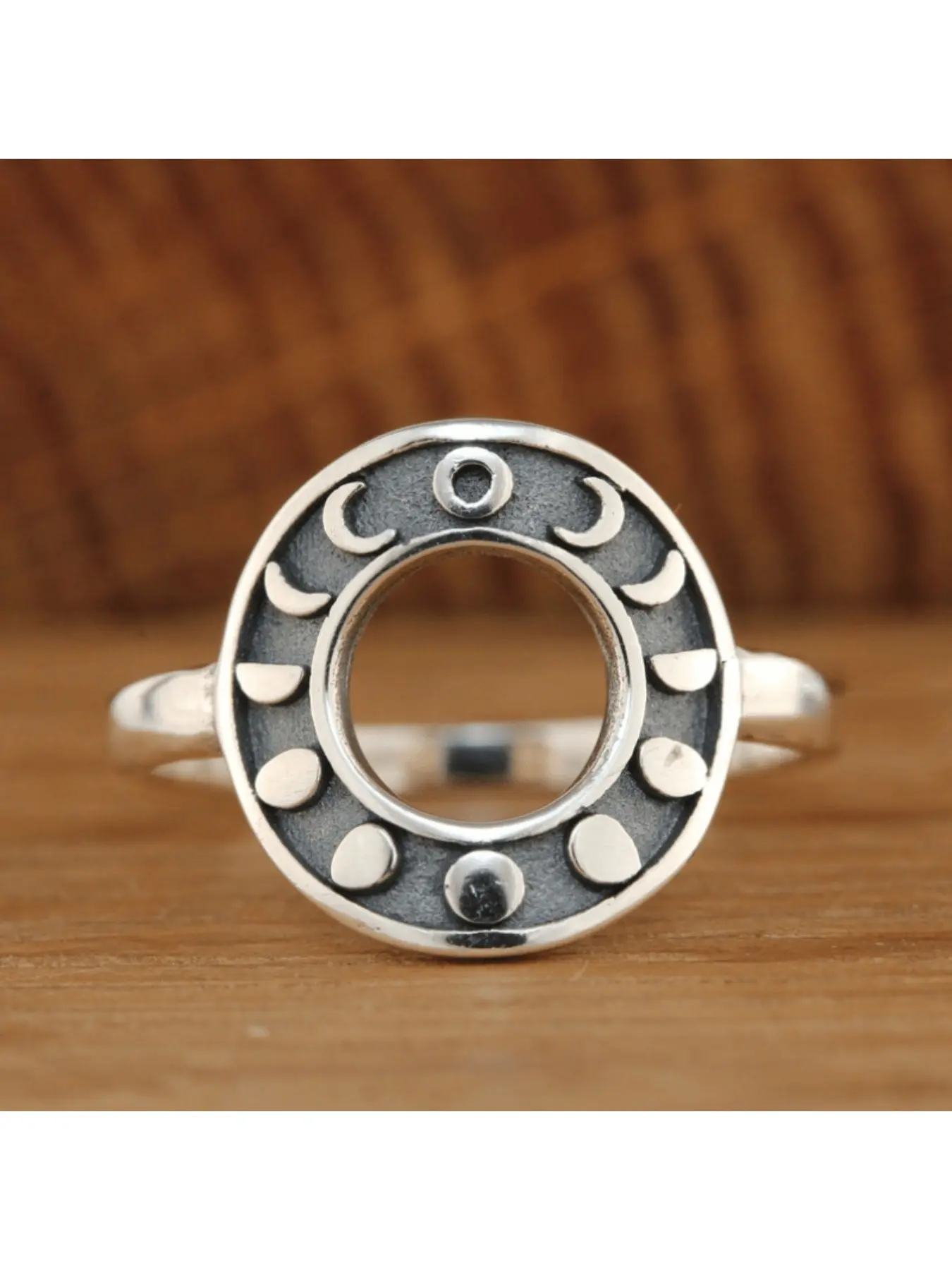 Simple, fashionable, personalized Bohemian retro style sun and moon phases women's ring suitable for daily versatile banquets, parties, celebrations, holiday gifts Boho style rings