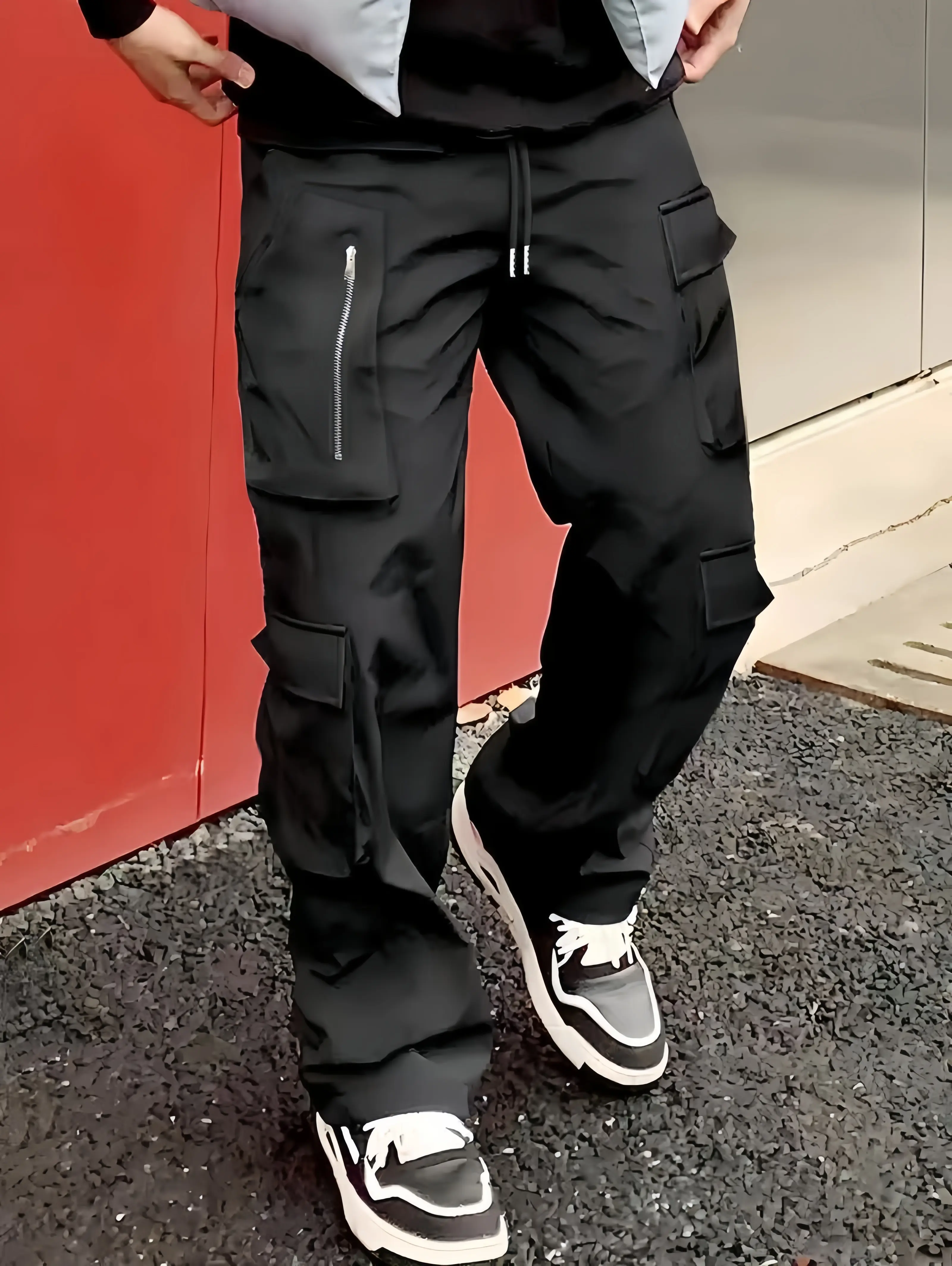 Men’s multi-pocket techwear cargo pants with elastic drawstring waist and zip pockets, straight leg streetwear tactical trousers for outdoor everyday wear Menswear Pants Trouser Casual
