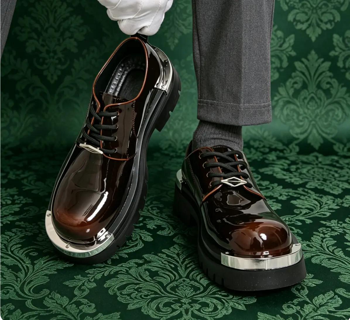 Men's Patent Leather Oxfords - Gradient Metallic Panel, Thick Platform Sole, Wide Round Toe, Non-Slip Outsole, Lace-Up Closure, Business Wear Laces Men's Oxfords Dress Shoes