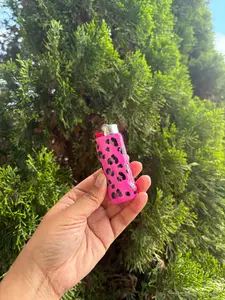 Hot Predator 🐆🩷 - Handmade Lighter Case