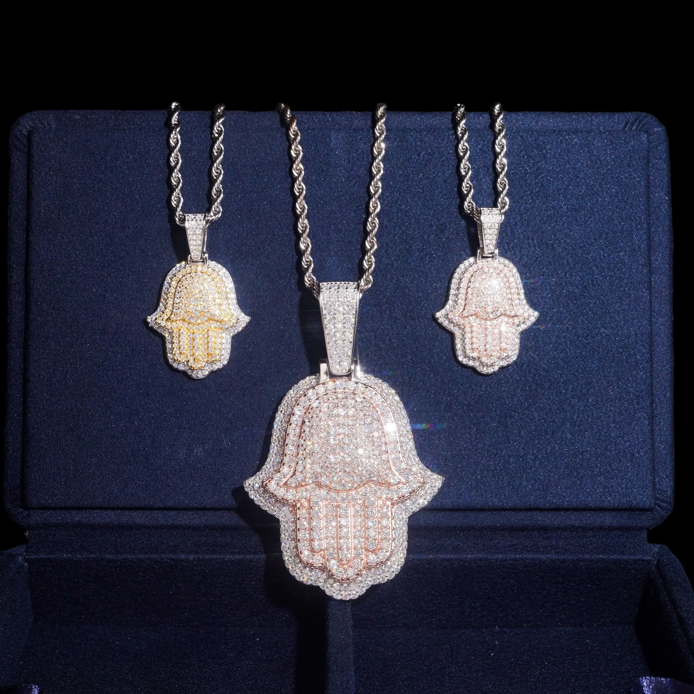 Hamsa Hand Pendant Lab Diamond – 14k Gold