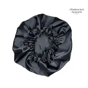 Black adjustable satin bonnet