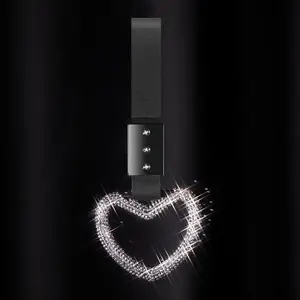 car stuffBling Car Accessories Bling Heart Handle Ring Car Accessory for Women Heart Hand Strap Drift Charm Rear Bumper Warning Ring Decor for auto Bus Int