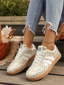 Spring and Autumn new hot stamping leopard print German training shoes for women, retro striped casual board shoes, light luxury style commuting sports shoes