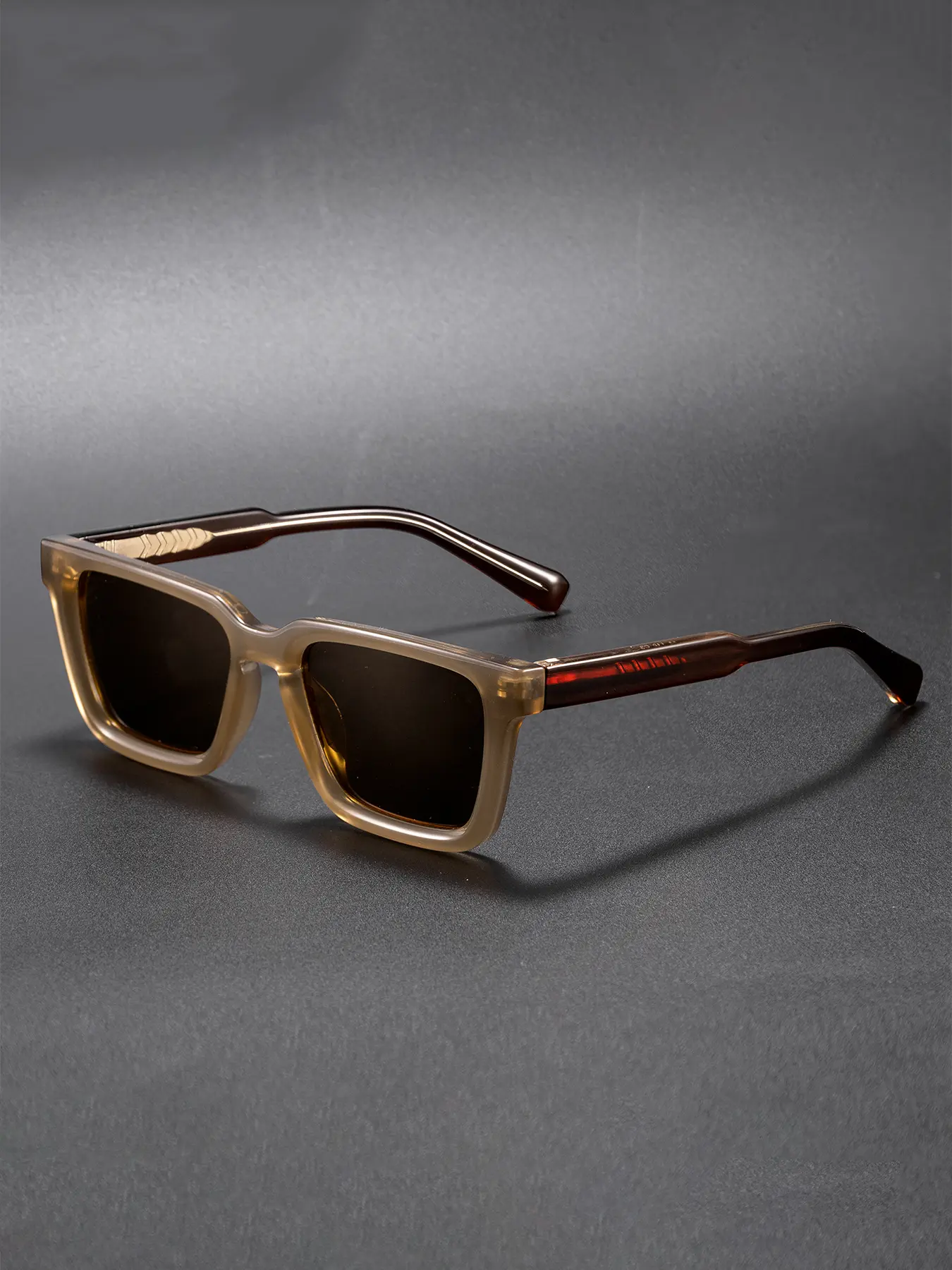 Caterside Fashion Sunglasses, UV Protection Design, Lightweight Durable Material, Ideal for Cycling & Outdoor Activities