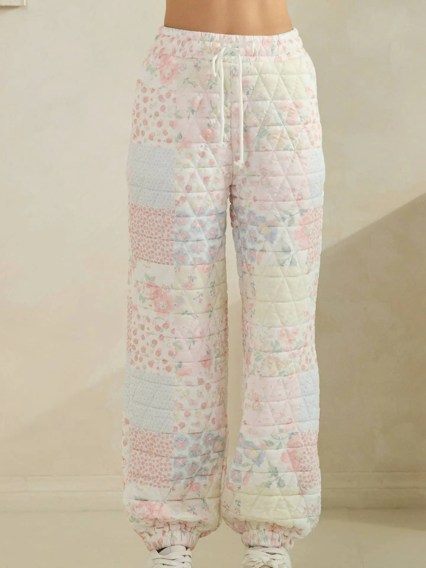 The Kiley Floral Quilted Lounge Pants - Pastel
