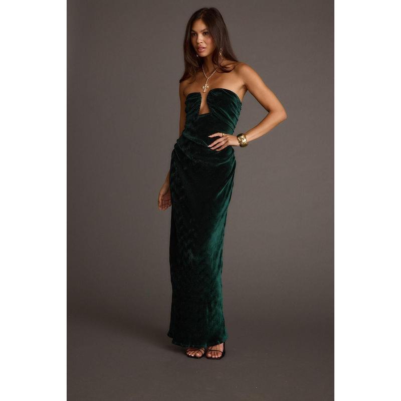 Jones Emerald Velvet Maxi Dress