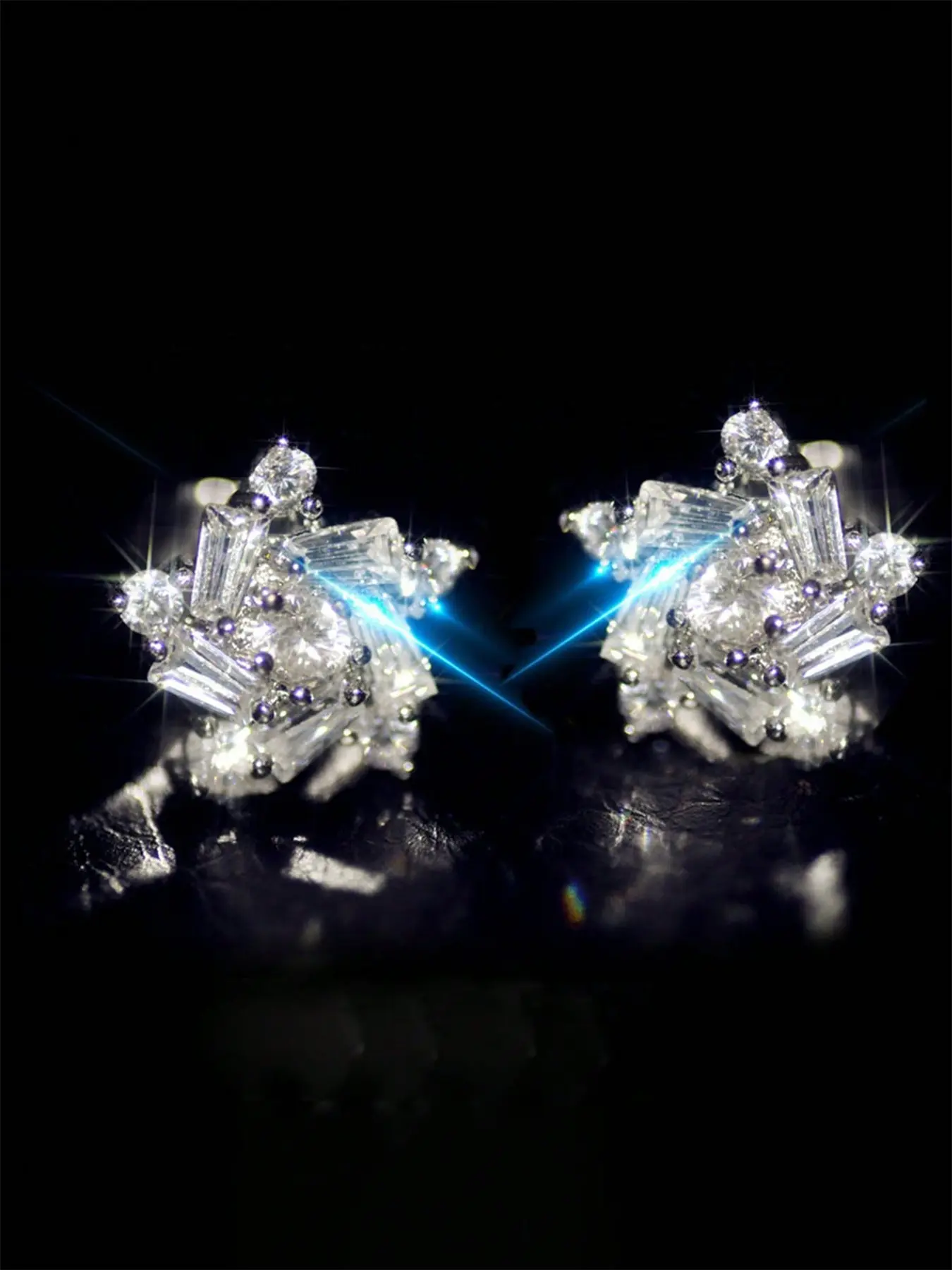 1 Pair Elegant stud Fashion Earrings with Cubic Zirconia Designs For Women For Christmas Day Jewelry Party Gift Fashionable Jewelry Accessories Fashionable Earrings