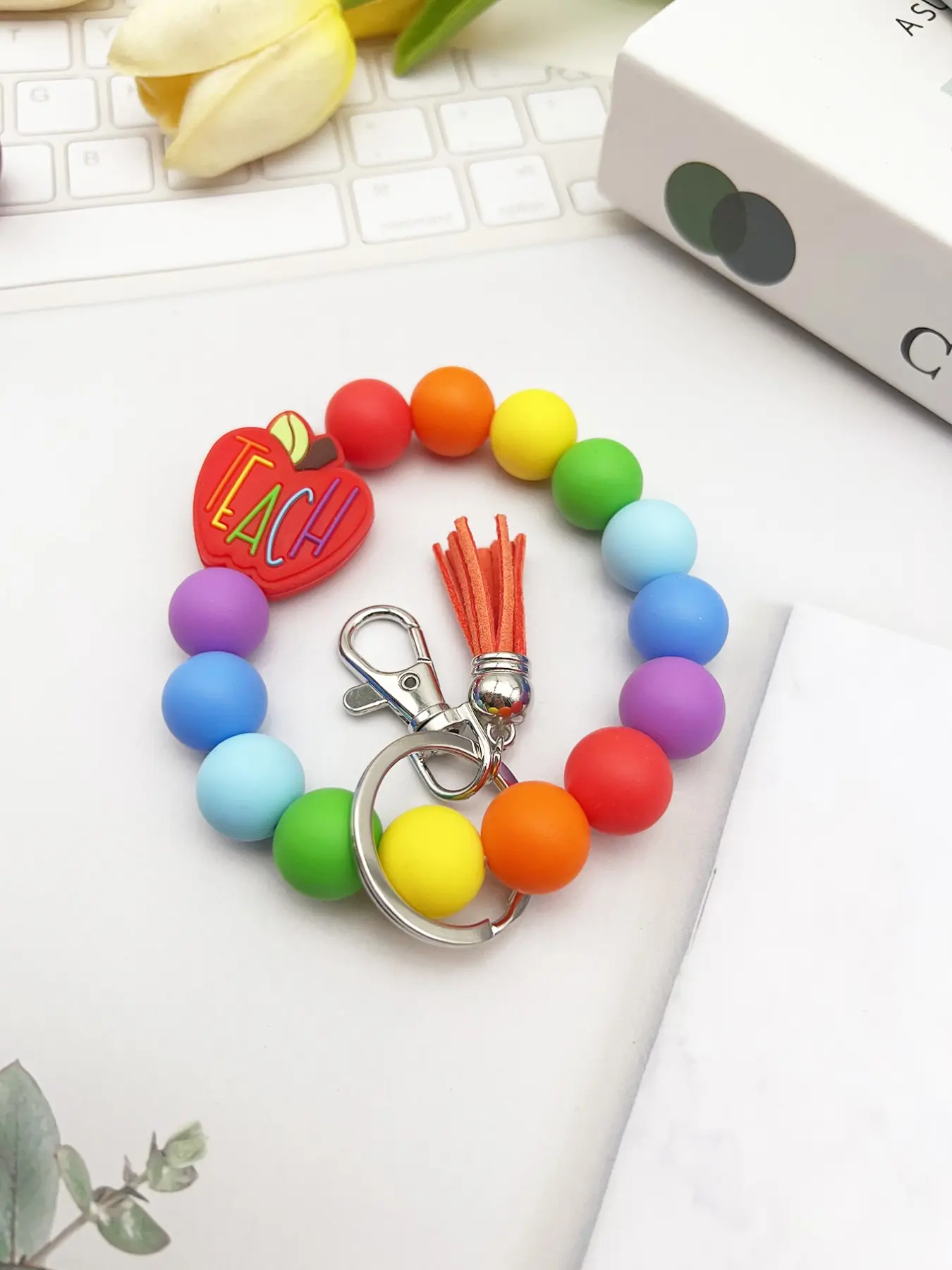 Cute Colorful Beaded Keychain, Apple & Letter Pattern Keychain for Women & Girls, Girly Keychain, Fashion Keychain for Bag, Car Key Decor, Trendy Cute Keychain