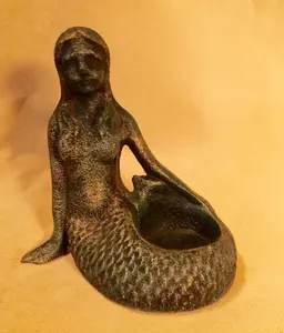 Cast Iron Mermaid - Ring Holder