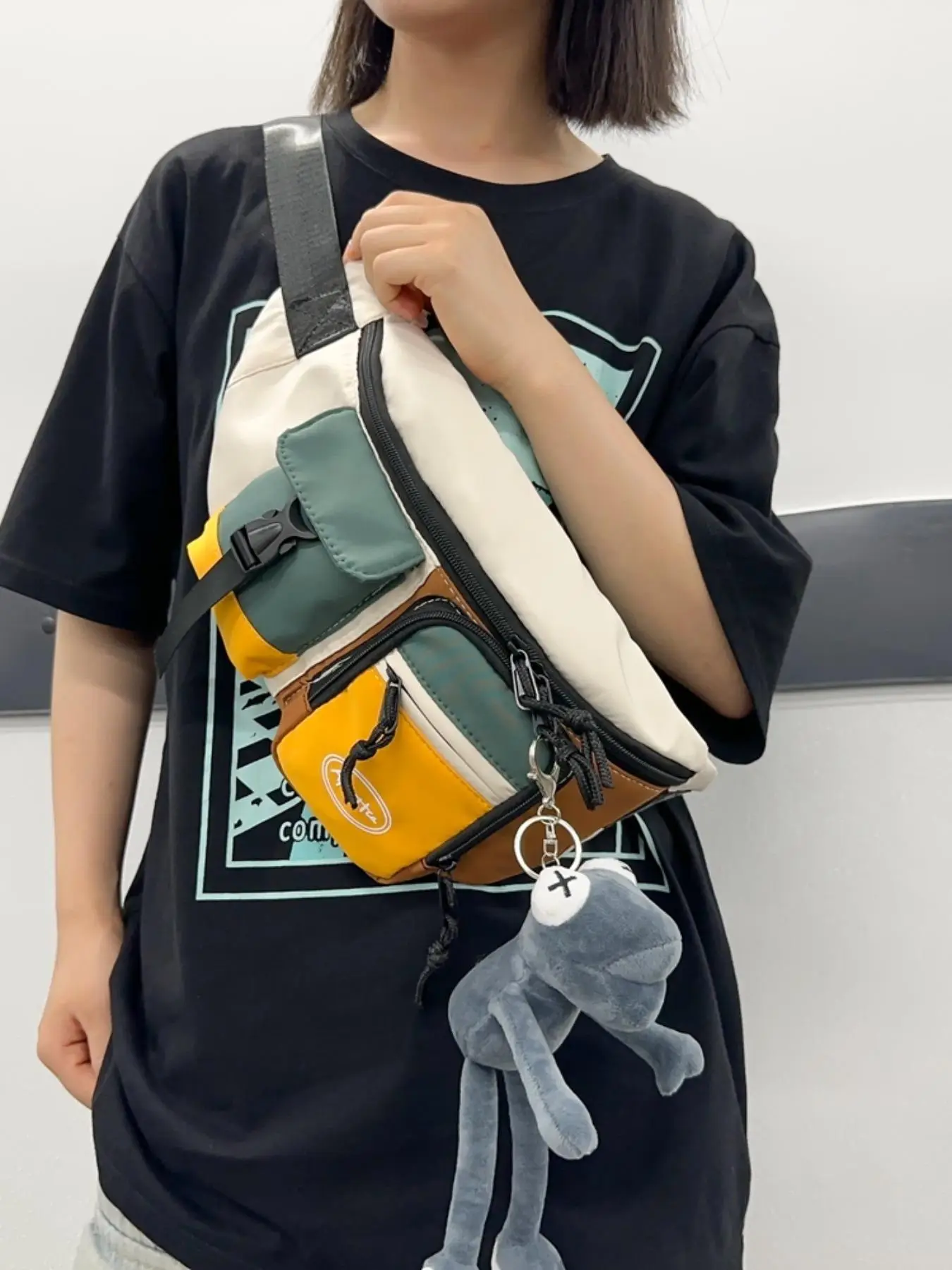 Men's Letters Print Zip-up Belted Sling Bag, Casual Sportive Belt Bum Bag, Fashionable Crossbody Chest Bag for Daily Use