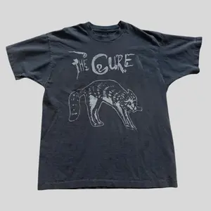 The Cure Rare Cat Artwork Shirt, Vintage 80s Goth Rock Band Tee, Retro Dark Aesthetic Unisex Black T-Shirt