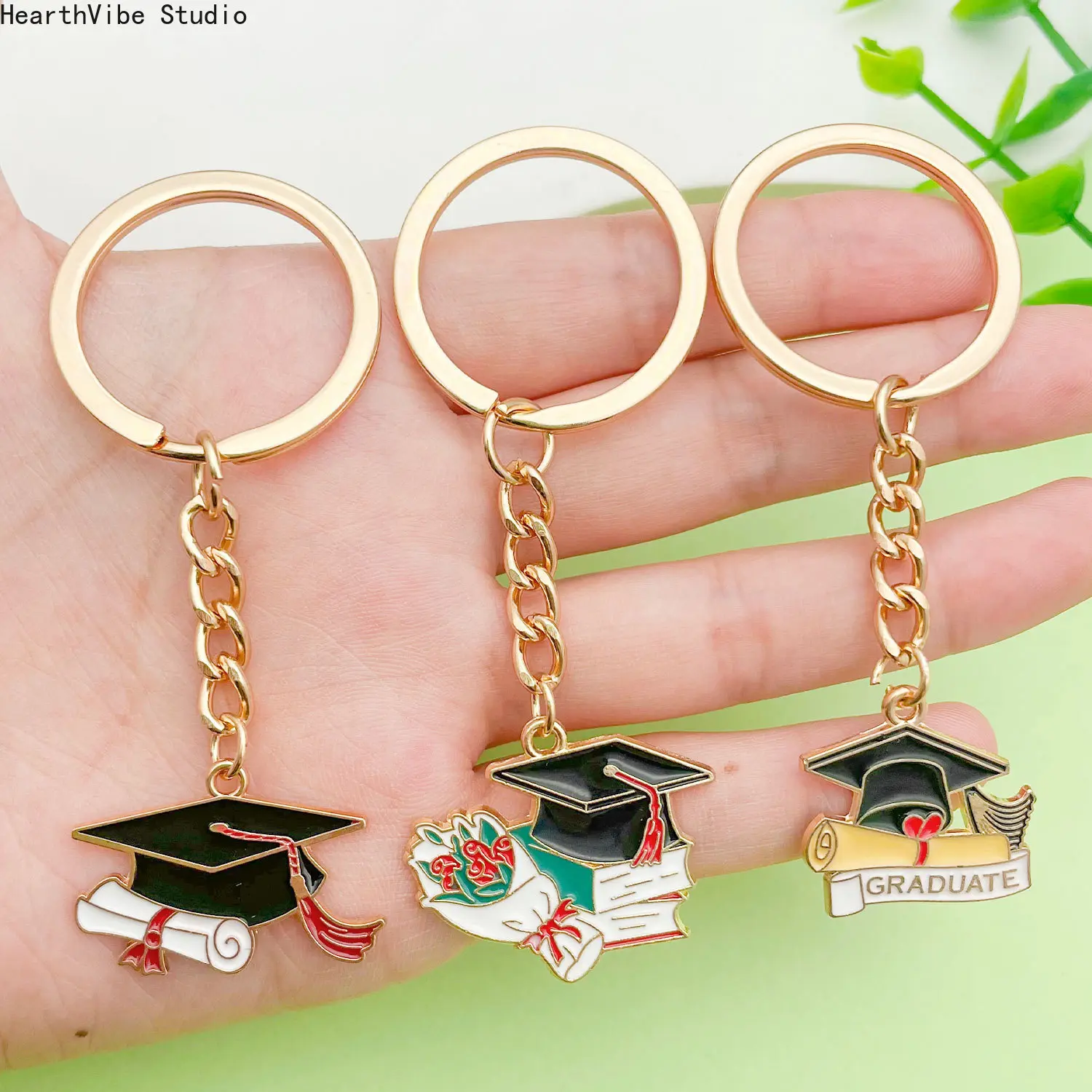 Doctoral Cap-Academic Gown Keychain, College Graduation Gift, Graduation Keepsake for Camping & Hiking Enthusiasts, Graduation Gifts