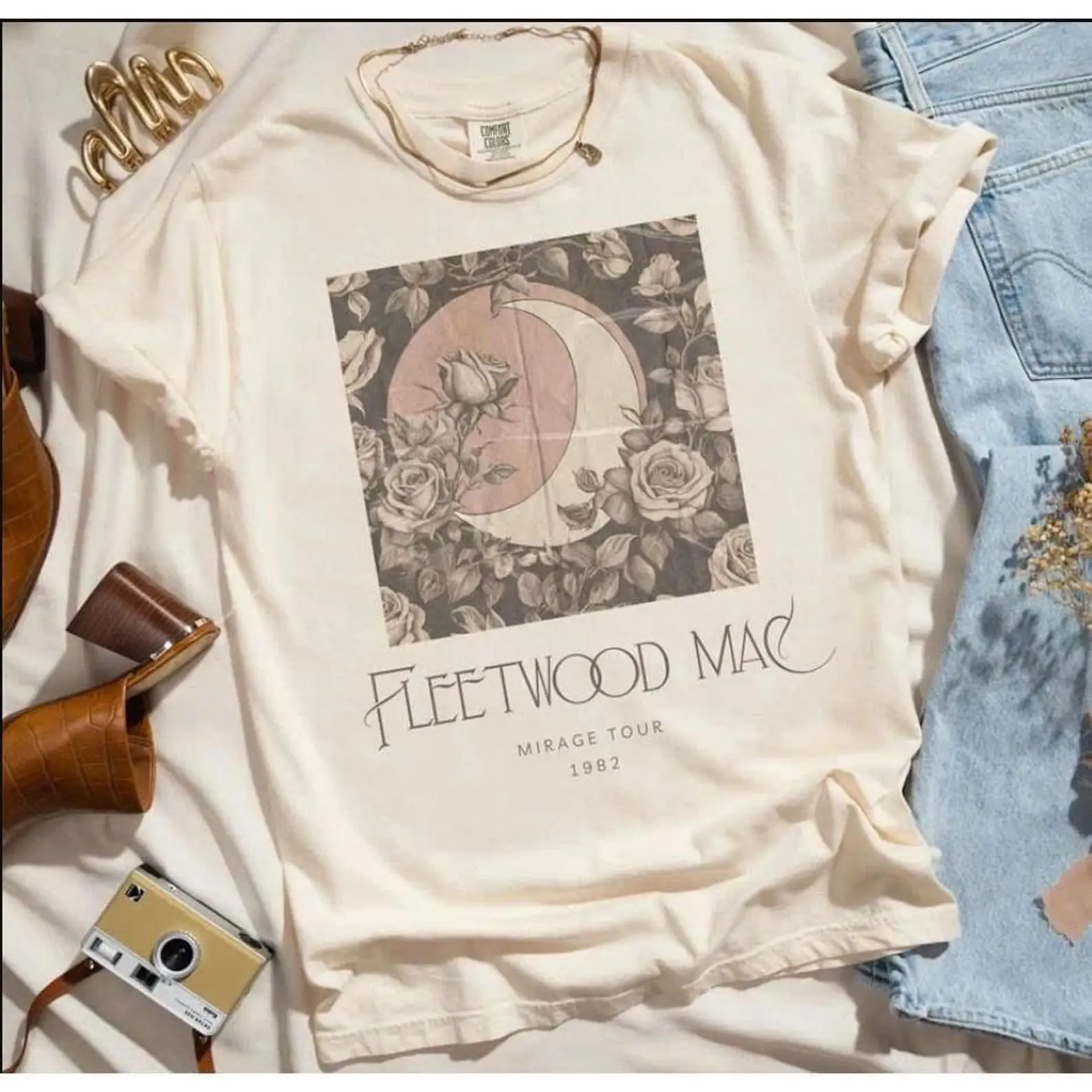 Vintage Fleetwo.od M.ac Band Shirt, Retro Music Rock Band Shirt, Retro Fleetwood Mac Mirage T-shirt, Rock Band Music Gift for Men & Women Casual Floral