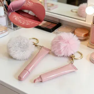 Cute Plush Ball Keychain Lip Gloss Tube, Plastic Lip Oil Container, Soft Squeeze Cap, Portable Decoration for Wallets & Bags