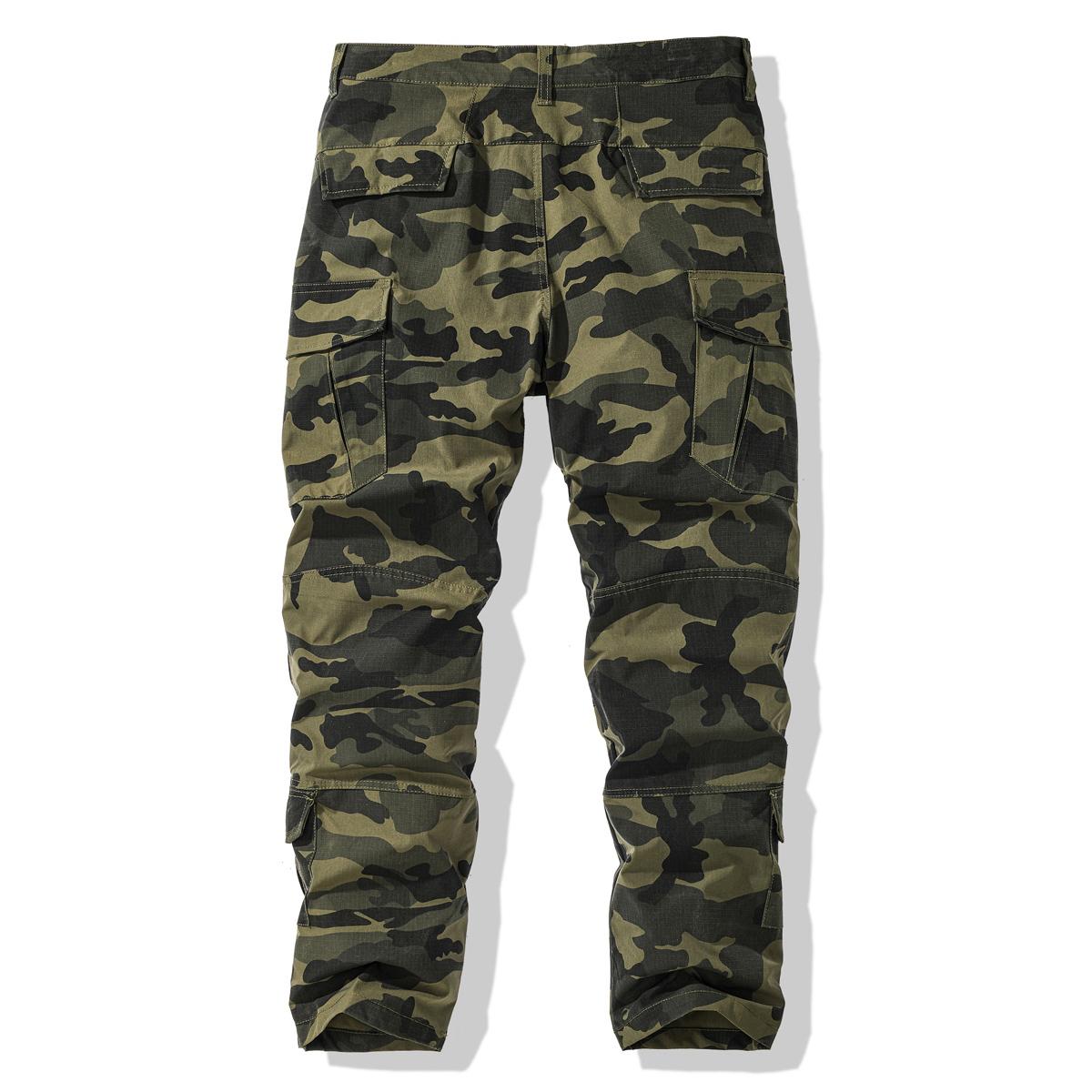 Heavyweight camouflage work pants that are durable and highly functional, featuring a camouflage pattern for work environments and spring use.