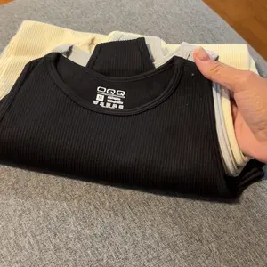 Product Review of OQQ Women's 3 Piece Bodysuits Sexy Ribbed Sleeveless Crew Neck  Stretchy Bodysuits Womenswear Trendy from L**a T**s