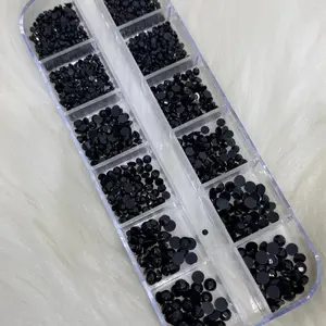 Black rhinestones Black rhinestones