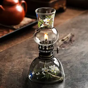 Adjustable Wick High Borosilicate Glass Outdoor Camping Fuel Lamp, Vintage Floral Design Indoor Outdoor Oil Lantern, Fire Control Knob for No Electricity Decorative Light