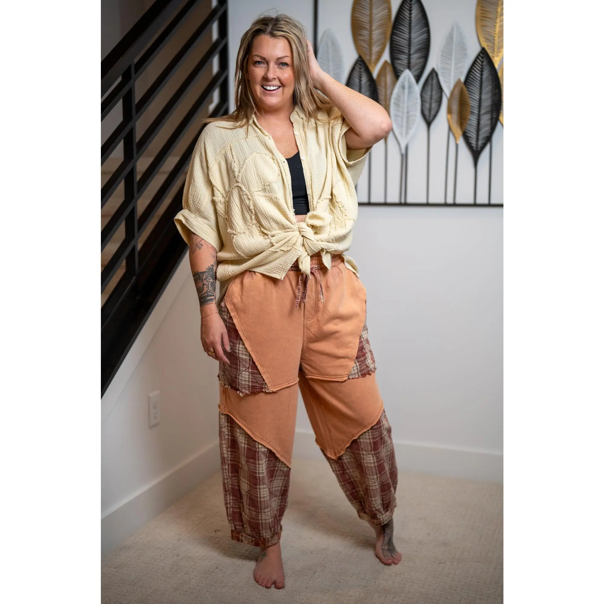 Oli & Hali Washed Plaid Mixed Terry Quilted Detail Pants – Taupe