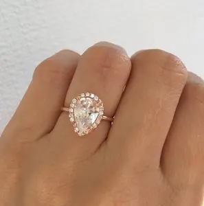 Rose Gold Classic Pear Shape Ring
