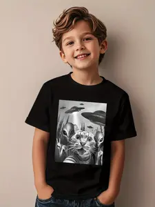 Individualistic round-neck short-sleeved shirts for Boy and girl 🔥   Funny Cat Selfie with UFOs Peace Sign Alien Cat UFO Invasion T-Shirt for Kids Chirden T Shirt, 180g fathersdaygiftideas