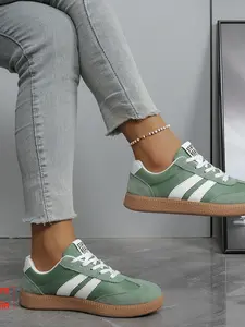 Classic German Training Shoes Women's 2025 Spring New Retro Three-Stripes White Sneakers, Soft Sole Comfortable Breathable Casual Skateboard Shoes, 2.5cm Thick Sole Heightening Not Tired Feet, Student Commuting Versatile German Training Shoes