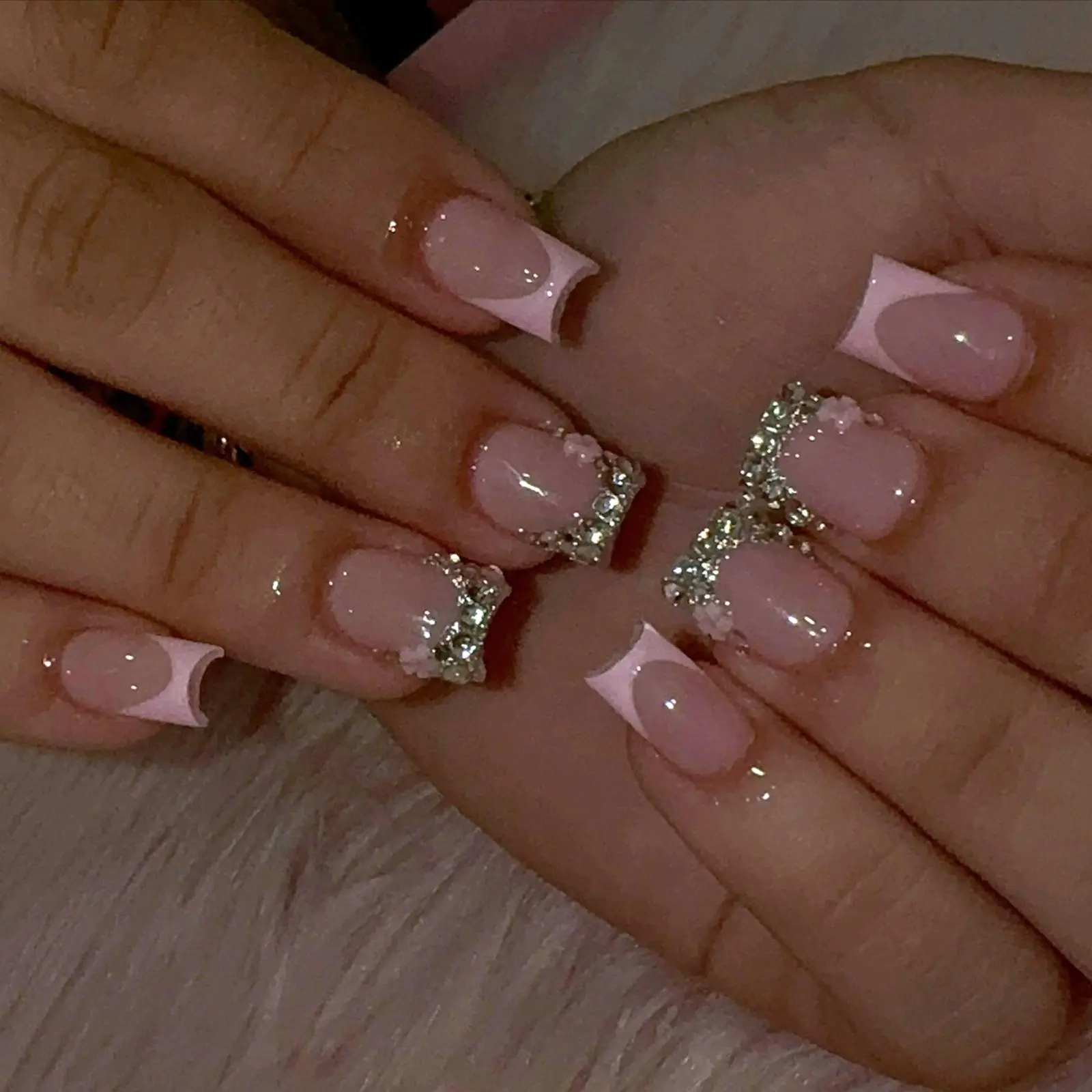 Flower Decor Square Fake Nail, 24pcs Elegant Bling Rhinestone Nails Decorated Fake Nail with Nail File & Jelly Glue, Removable Full Cover Artificial Fake Nail, DIY Nail Art