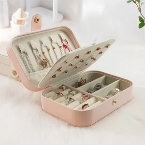 Portable Jewelry Box Organizer, Compact Travel Ring and Accessory Holder, Ideal Gift for Women, Small Size, Artificial Leather Material, Jewelry Storage