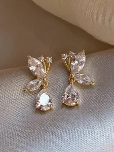 Stylish Elegant Waterproof Butterfly Drop Earrings for Women, Unique Design Suitable for All Seasons, Trendy Jewelry for Fashion Lovers, Versatile Earrings