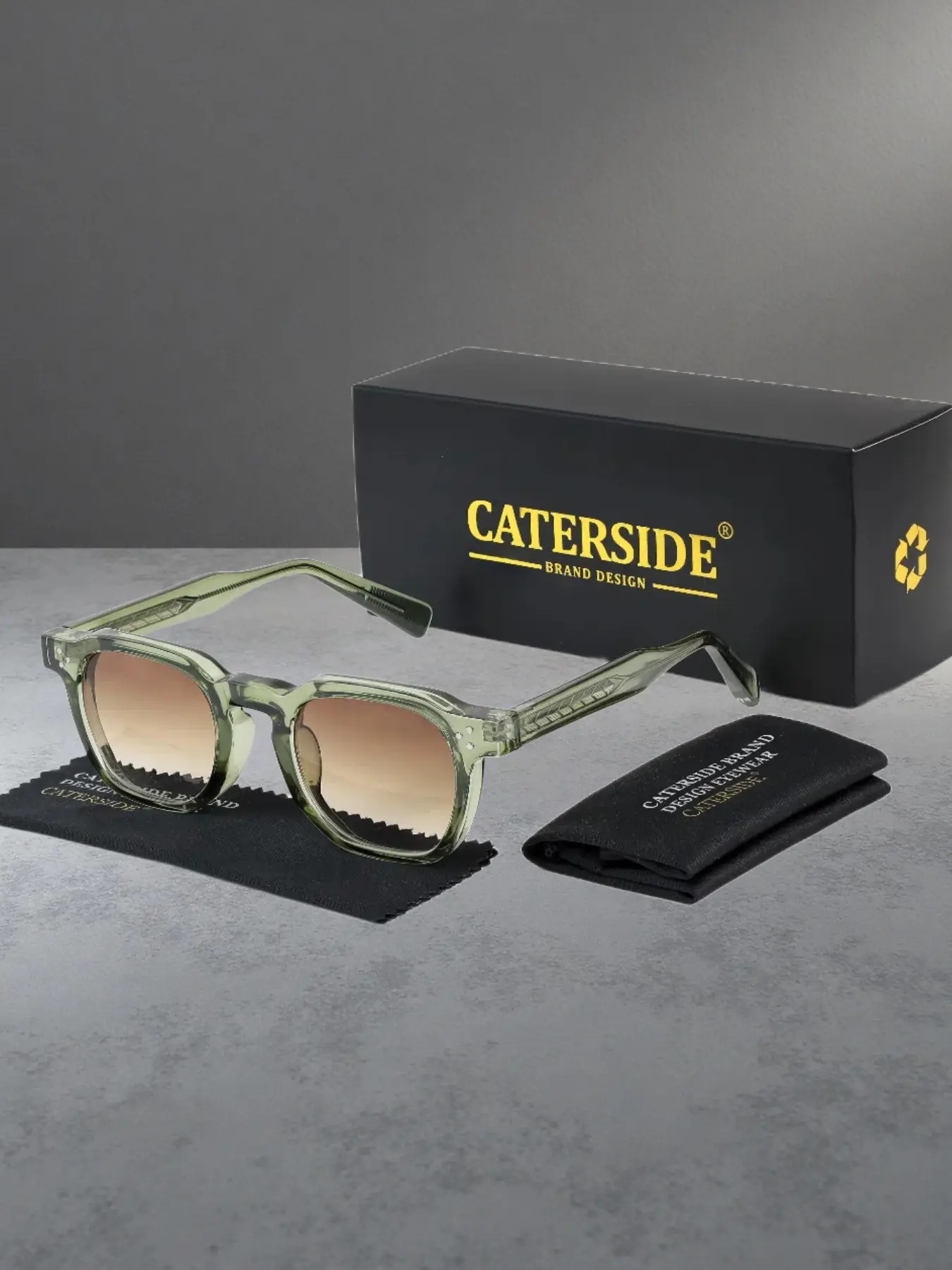 CATERSIDE Unisex Retro Uv400 Sunglasses, Casual Fashion Gradient Lenses, All-Season Eyewear for Travel Beach Cycling Music Festivals, Trendy Square Sunglasses