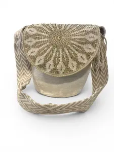 Handmade Wayuu L size with Woven Flap