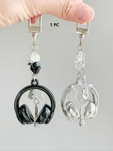 1pc Unisex INS Style Music Earphone Keychain, Creative Mini Microphone Guitar Music Note Keyring, Unique Phone Chain Bag Car Key Holder, Music Festival Music Lover Gift Car Accessories Bag Charm Backpack For School back to school gift Keychain For Bags