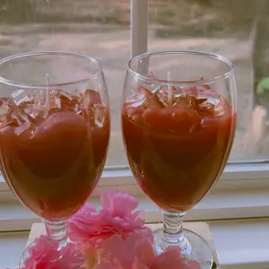 Frozen Strawberry Drink Candle