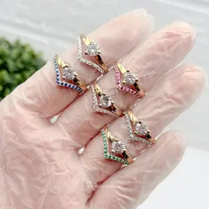 950 Silver Ring with 18k gold plating and cubic zirconia - Engagement ring style