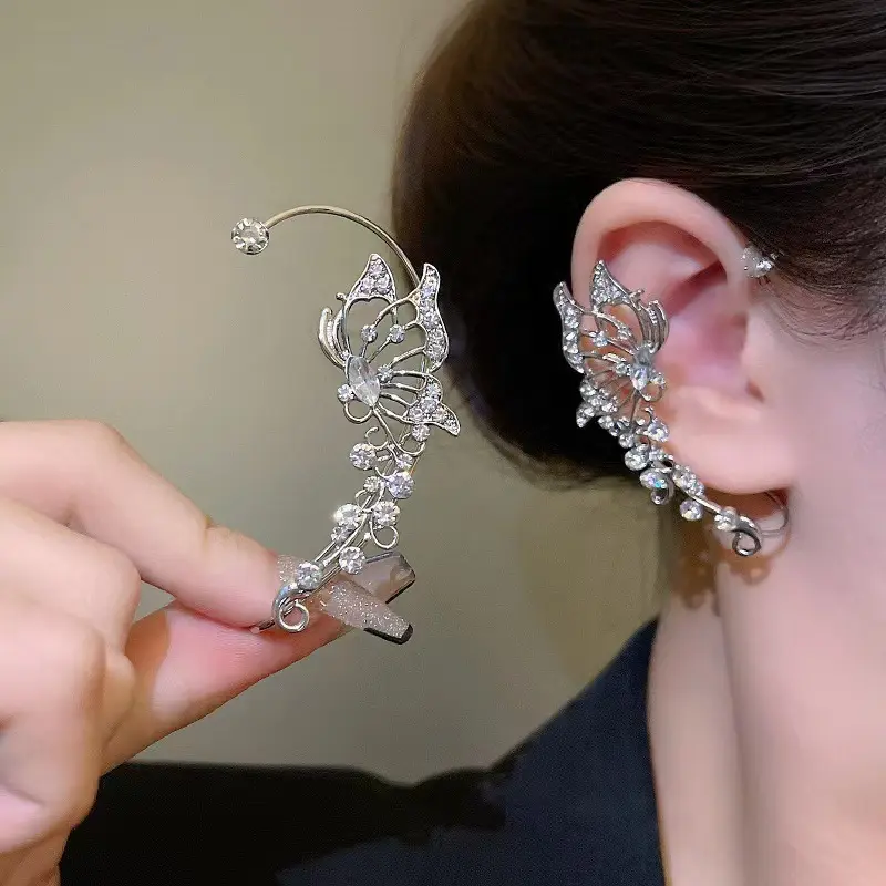 2 pieces/set Elegant Shiny Butterfly Ear Cuffs Ear Wrap with Rhinestones Design for Women's No Piercing Clip On Earrings Fashion Accessories