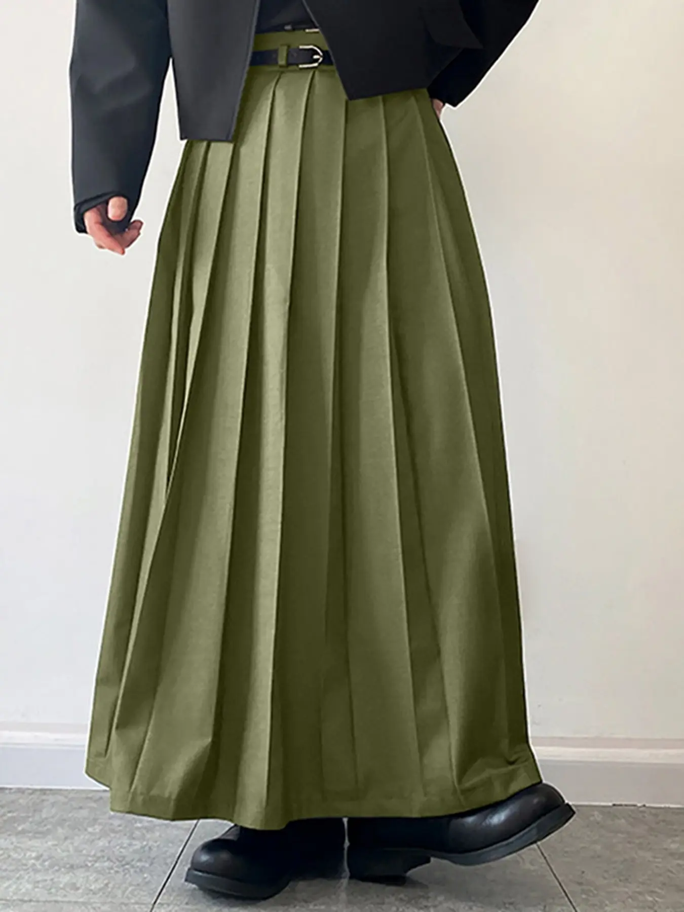 INCERUN Men's Court Style Pleated Detail Solid Color Skirt, Elegant Design for Daily Wear, Perfect for Casual, Unique Fashion Statement, Clothing