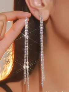 Elegant Crystal Dangle Teardrop Earrings for Women, Long Rhinestone High Quality Earrings for Parties Weddings Holidays, Sexy Style Jewelry Gift