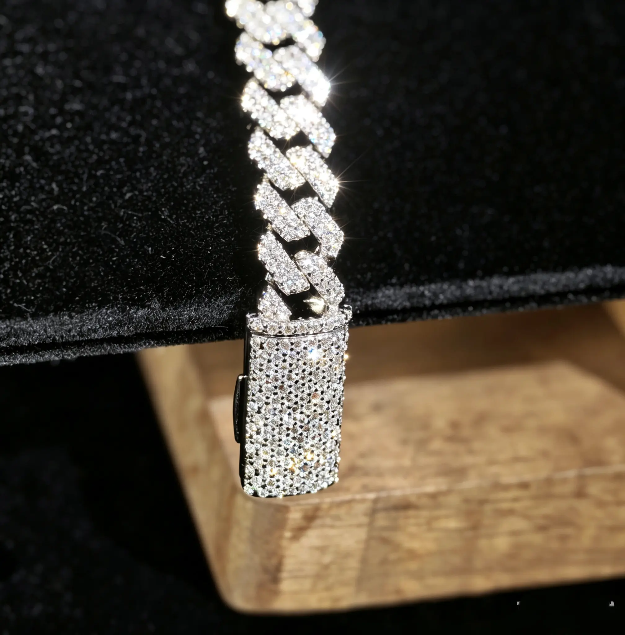 moissanite cuban chain set