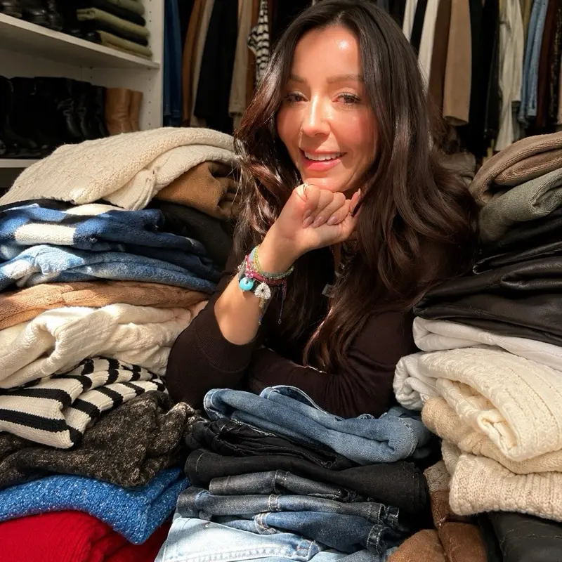 Mix Auction Clothes