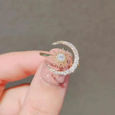 Chic Cuff Fashion Ring Beautiful Rings Trendy Moon & Sun Design Paved Shining Rhinestone Accents Match Daily Outfits Party Accessory Gift For Female Symbol Of Hope And Future Trendy Jewellery Accessories Fashionable Jewelry Accessories
