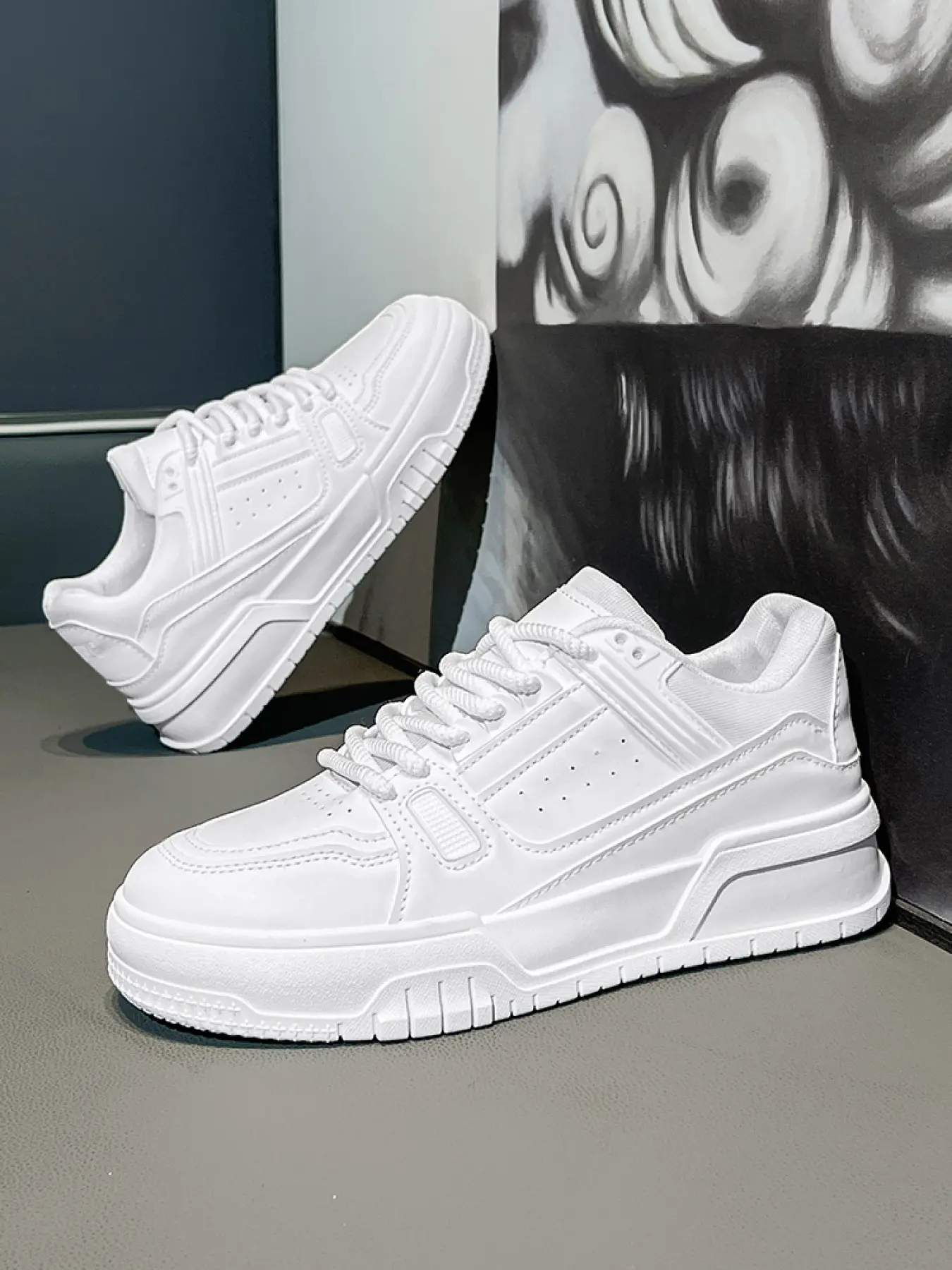 Teens' Chunky Sole Sneakers Thick Soled Sneakers | Matte Black Skate Shoes | Unique Casual Design Walking Shoes Sports Shoes