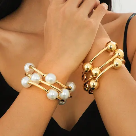 3pcs Vintage Chunky Gold/Silver/Pearl Bangle Bracelet Set, Fashionable Chunky Bangles, Bracelets Set, European And American Style, Suitable For Women's Beach, Dating, Fashion Shooting, Holiday Decoration, Charm Jewelry Gift