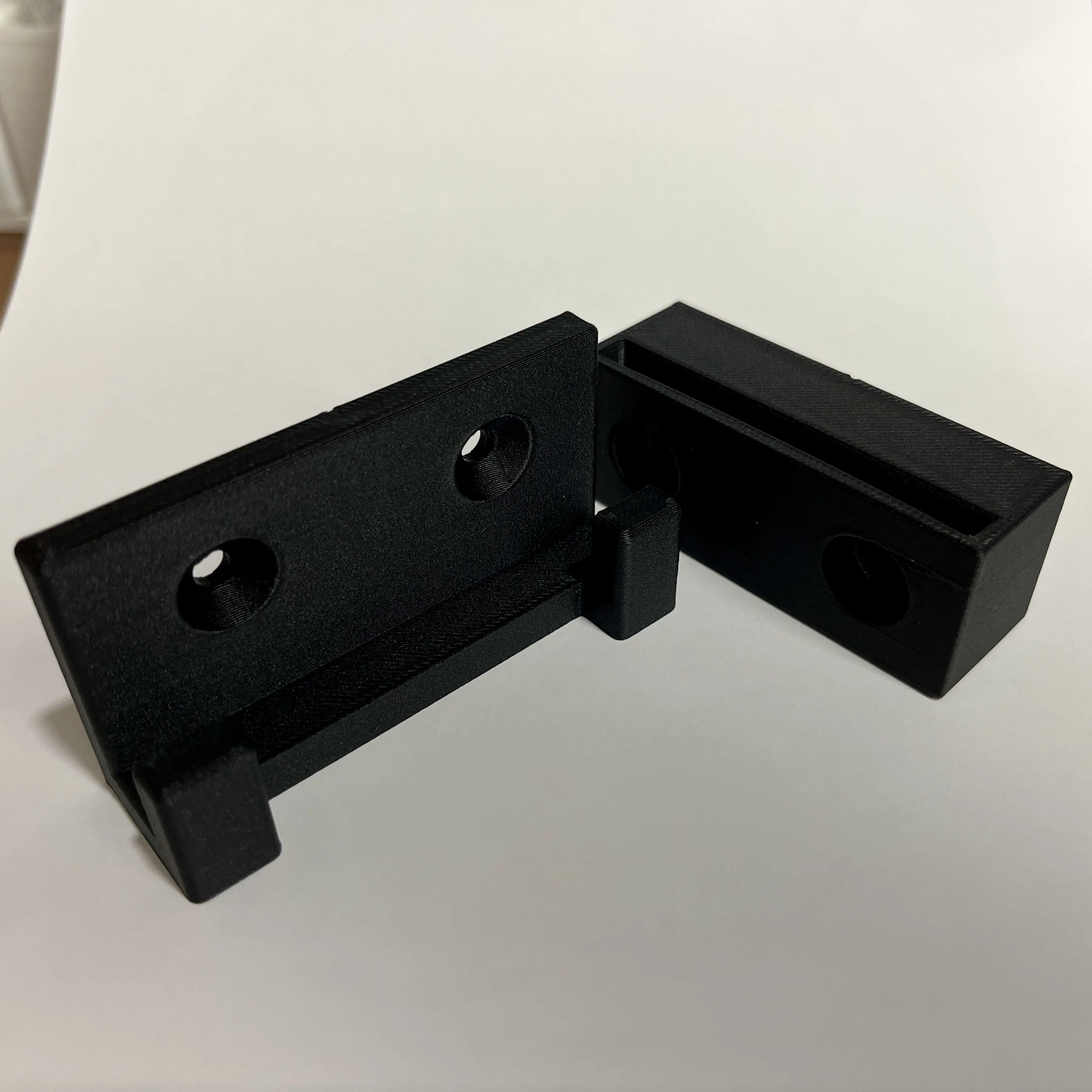 Top and Bottom Bracket - Black