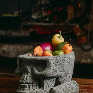 Skull Molcajete - Unique Kitchen Tool with Bold Skull Design for Grinding Spices & Mixing Ingredients - Practical & Stylish Utensils