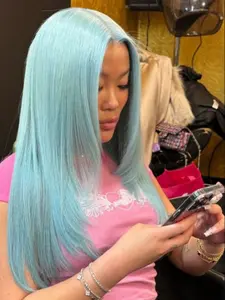 13x4 Ice Blue Synthetic Lace Frontal Wigs for Women, Long Straight Hair, 180% Density, Glueless, Heat Resistant, 28 Inch, Daily & Party Wear