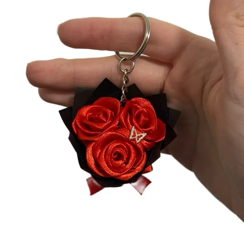 Ribbon Rose Bouquet Keychain Handmade Mini Red Rose Keychain for Her Cute Bag Charm Valentine's Day Gift Romantic Accessory Mini Bouquet